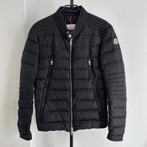 Moncler Amiot Down jacket padded Luxury