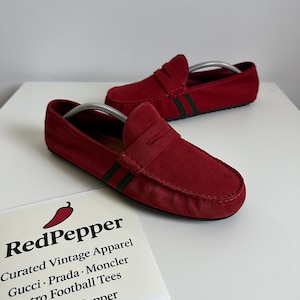 Gucci Red Suede Driver Loafers Men’s Size 9.5 US – Luxury Designer Moccasins with Green Red Web Stripe