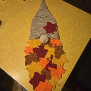 Gnome Leaf Wall Hanging Wreath Crochet Pattern, Instant Download PDF Thanksgiving Autumn Crochet Decoration, Halloween DIY Gift