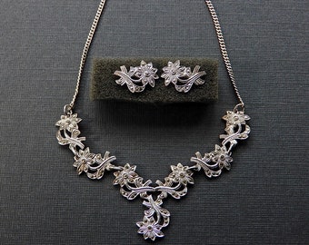 Vintage Sterling Marcasite Flower Necklace Earring Set (No. 1504)