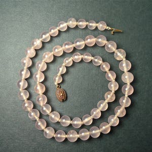 Vintage Chinese Export Pink Rose Quartz 1970s Bead Necklace with Silver Filigree Clasp No. 1402 image 5