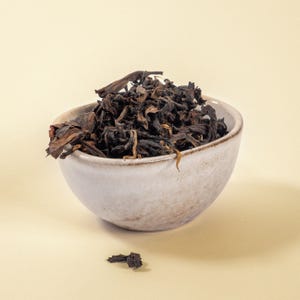Honey Black Tea Loose Leaf, Organic Thai Black Tea from Doi Mae Salong, Mountain Growth, Handpicked, Natural Sweet Aroma, 2024 Harvest