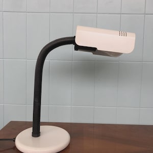 Lámpara de mesa ajustable vintage de TARGETTI, fabricada en Italia, años 70