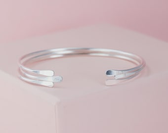 Bracciale Polsino Regolabile Per Donna - Gioiello Minimalista In Lega Placcata Oro E Argento, Diametro 8,2 Cm, Ideale Come Bracciale Sposa O Regalo