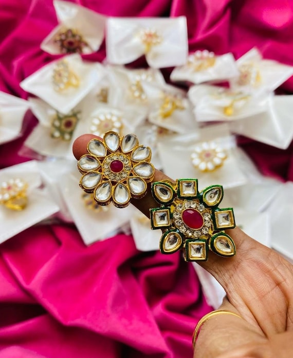 Bulk Kundan Rings Bulk | Mehendi Night Indian Wedding Favor | Bridesmaid Gift | Dholki Mehendi Indian Wedding Favors