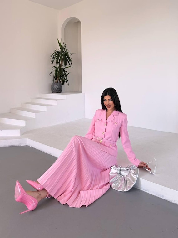 suit dress with pleated skirt Sleeveless Suit With Pleated Skirt Royal / 16