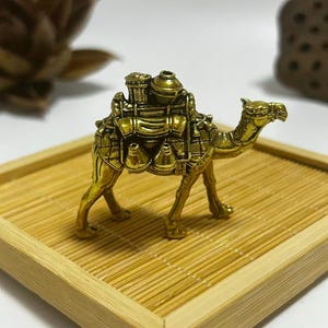 Brass Camel Figurines – Intricate Desert Traveler Statues, Souvenir Decor