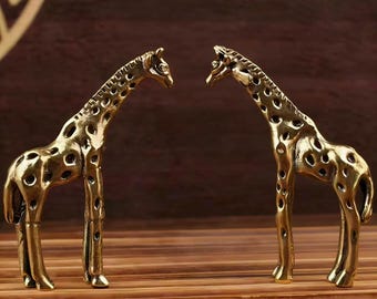 Statuetta vintage in ottone raffigurante una giraffa - Statua di animale in miniatura, decorazione per la casa, ornamento da scrivania
