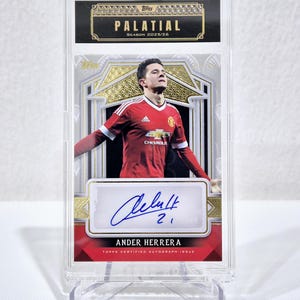 2026 Topps Palatial Manchester United Ander Herrera Palatial Pride Autograph Soccer Card /15