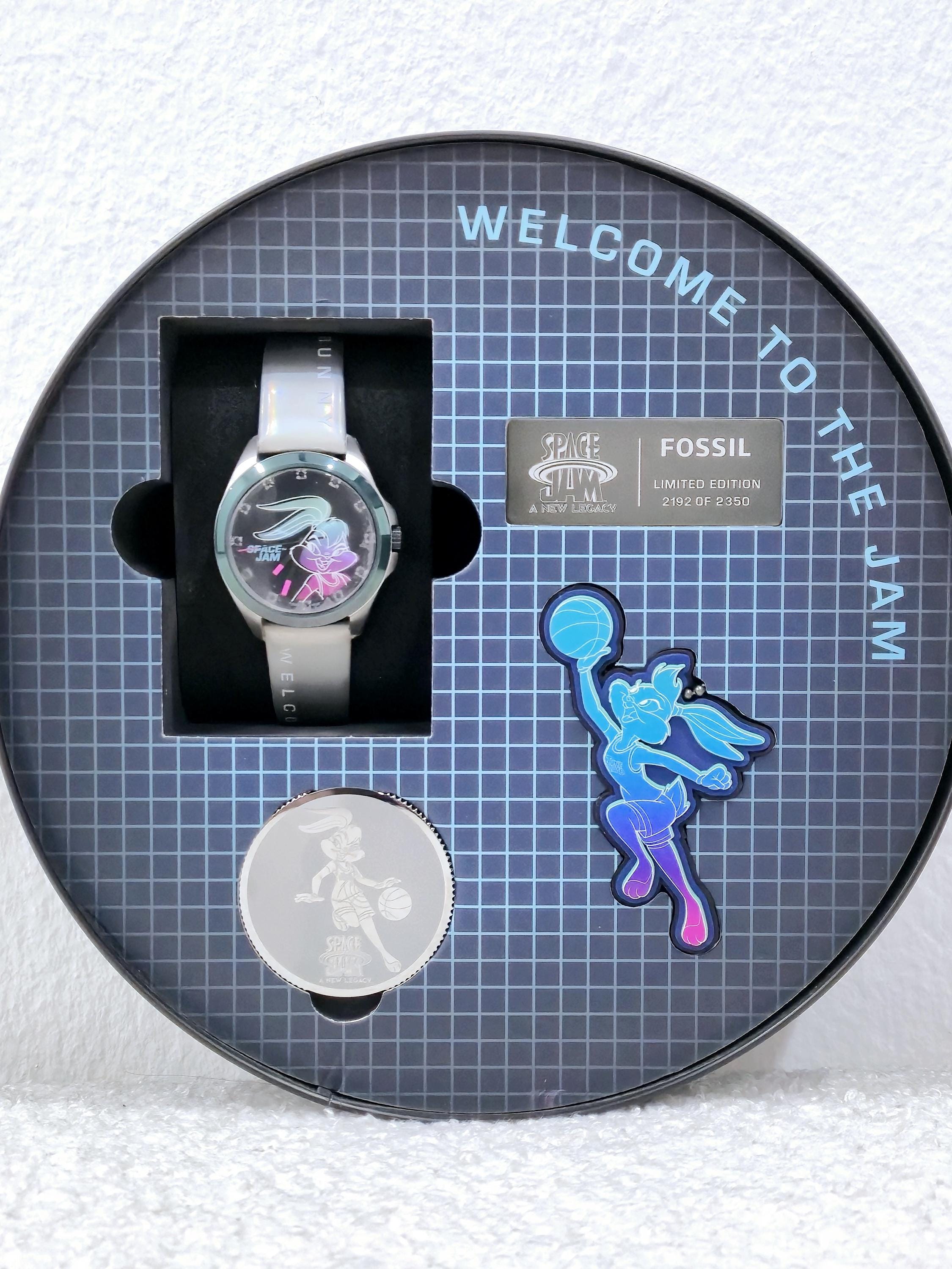 Fossil X Space Jam Limited Edition Watch Set Bugs Bunny and Lola 
