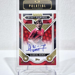 Tarjeta de fútbol Topps Palatial Manchester United Gabriel Heinze Debut Diamonds Autograph Relic 2026 5/5 Bookend 100% auténtica