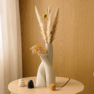 Modern Twisted Ceramic Vase Set – Minimalist Decorative Vases in Multiple Sizes and Colors for Home, Office & Event Styling