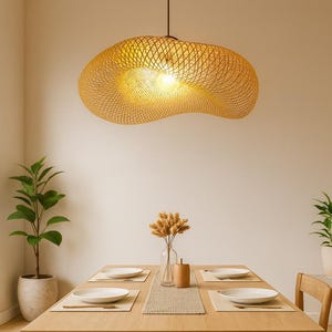 Handwoven Bamboo Pendant Light – Adjustable Rattan Ceiling Lamp