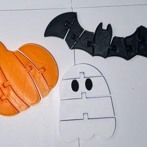 3D gedrucktes Halloween Flexi Spielzeug Set – Fledermaus, Geist & Kürbis – Gelenkige Fidget Spielzeuge – Gruseliges Dekor – Halloween Geschenk – Süßes oder Saures