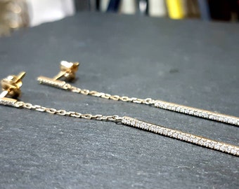 Long Diamond earrings, gold and diamonds earrings, dangle gold and diamonds earrings.