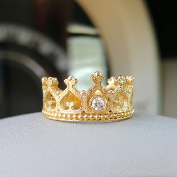 Crown diamond deals