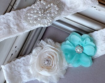 Wedding Garter Bridal Garter TEAL BLUE Garter Set Lace Garter Ivory Rhinestone Crystal Center Garter Beach Wedding GR116LX