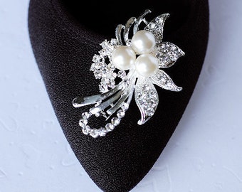SALE Bridal Shoe Clips Pearl Crystal Rhinestone Shoe Clips Wedding Party (Set of 2) SC036LX