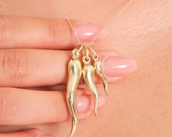 14K Real Gold Italian Horn Pendant Necklace, Dainty Pepper Charm, Cornicello, Cornetto Charm