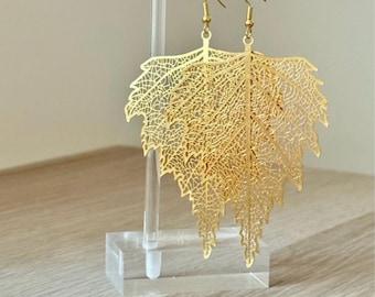 Brincos Boho Golden Leaf: Latão Reciclado, Banhado a Ouro