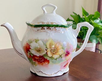 Vintage Antique Hand painted Porcelain Teapot Floral Pattern Gold Trim Unbranded