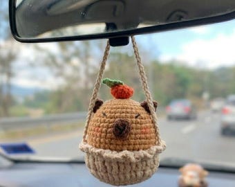 Leuke swingende capibara auto hangend, gehaakte capibara auto charme, capibara achteruitkijkspiegel decor, kawaii pluche autoaccessoire, dier cadeau