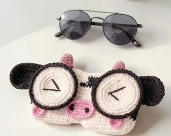 Schattige gehaakte koeienbrillenkoker, handgemaakte gehaakte brilhouder, schattig koe-zonnebrilzakje, zachte beschermende dierenbrillenkoker, cadeau voor haar