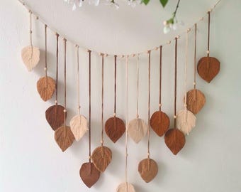 Colgante de pared con hojas de macramé, guirnalda de hojas de macramé, decoración de pared bohemia de macramé, decoración rústica para sala de estar, regalo para el hogar