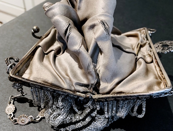 Art NOUVEAU Shimmer Beaded Tier Handbag, Antique … - image 10