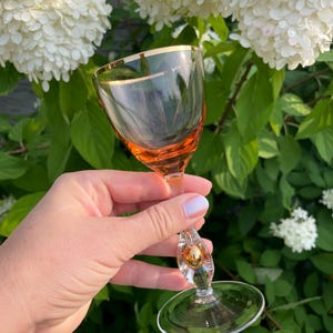 Vintage Zlata Zuzana Wine Glasses – Set of 6 Light Pink Gold Rim Glass, 125ml, Czechoslovak Mid Century Barware, Bubble Stem Design