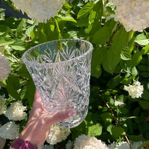 Vintage Lead Crystal Vase – 20cm Machine-Cut Starburst Diamond Pattern, Heavy 1.55kg Clear Glass Centerpiece