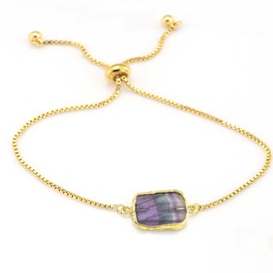 Bracelet en cristal de fluorite arc-en-ciel, bracelet à empiler en or pour fille, bracelet boho violet avec chaîne à fermeture coulissante, tendances bijoux d'été image 1