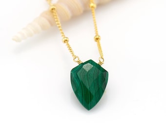 Green Malachite Necklace, Gold beaded chain necklace, Crystal  Energy Necklace, Shield Stone, Arrow Necklace, Stone of Positivity