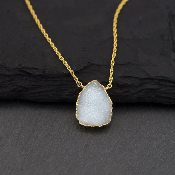 White Druzy Necklace, Raw Crystal Pendant, Sparkly Druzy Stone, Boho Chic, Festival Jewelry, White Stone Pendant, Layering Necklace, NK-VS