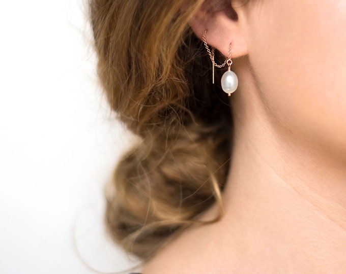 Double piercing earring, Modern Bridesmaid Earrings, Minimalist Pearl Threaders, Natural Pearls, Bridal Dainty Rose Gold Long Drop Earrings