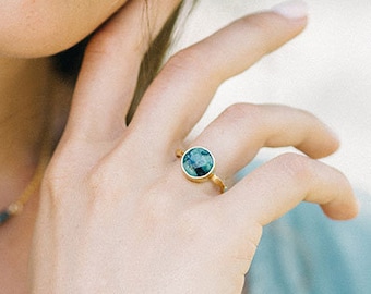 Natural Emerald Ring Gold, Round Stone Ring, May Birthstone Jewelry, Raw Emerald Cocktail Ring, Girlfriend Gift For Her