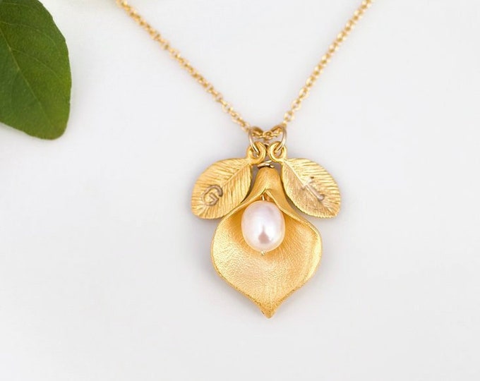 Personalized Necklace, Freshwater Pearl Bridesmaid Necklace, June Birthstone, Custom Stamped Initials, Gold Filled Chain, Floral Calla Lily