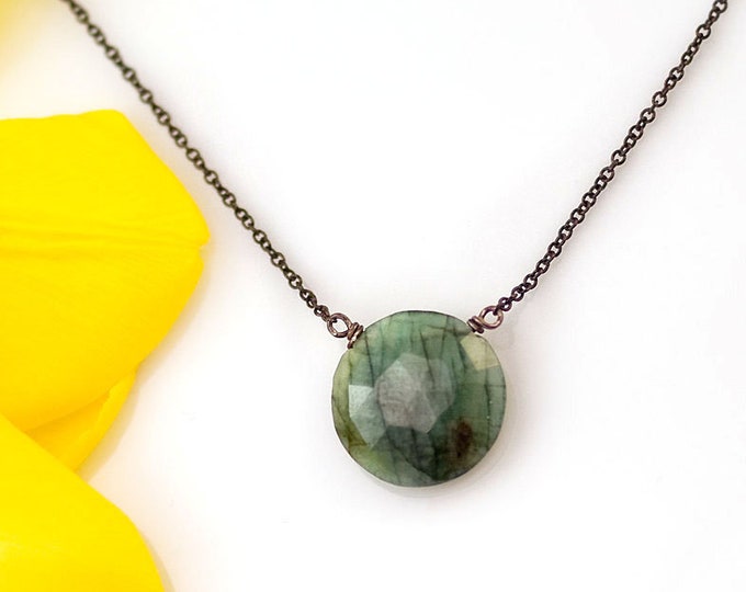 Round Emerald Pendant Necklace, May Birthstone Necklace, Natural Gemstone Necklace, Everyday Necklace, Round Stone Choker, Black Silver Boho