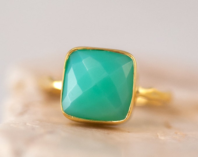 Sea Foam Green Chrysoprase Ring Gold, Gemstone Ring, Stacking Ring, Cushion Cut Ring, Handmade Ring, Boho Ring, Gift for Her