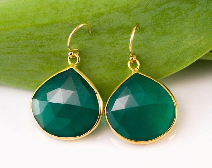 Green Onyx Earrings Gold, Statement Earrings, Drop Earrings Gold, May Birthstone Gift, Green Stone Earrings, Holiday Jewelry Gift, Mom Gift