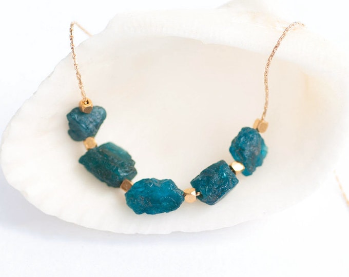 Raw Neon Apatite Necklace, Gemstone Necklace, Raw Aqua Stone Bar Necklace, Raw Stone Necklace, Layering Necklace, Boho Chic Necklace, Unique