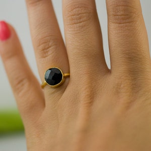 Black Onyx Ring, Round Gemstone Ring, Stacking Ring, Onyx Jewelry, Black and Gold, Modern Ring, Minimalist, Faceted Stone Ring, RG-RD image 2