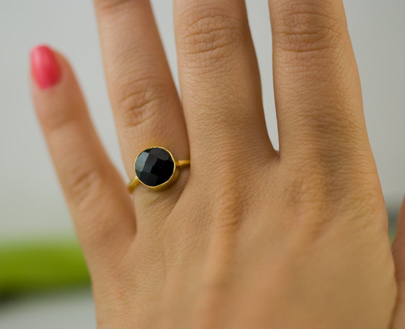 Black Onyx Ring, Round Gemstone Ring, Stacking Ring, Onyx Jewelry, Black and Gold, Modern Ring, Minimalist, Faceted Stone Ring, RG-RD image 2