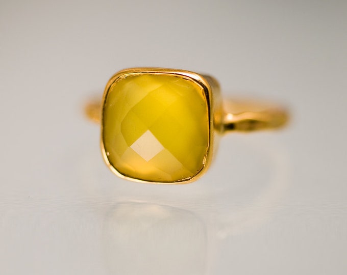 Yellow Crystal Solitaire Ring, Summer Jewelry, Yellow Chalcedony Ring - Gemstone Ring - Stacking Ring - Gold Plated - Cushion Cut Ring