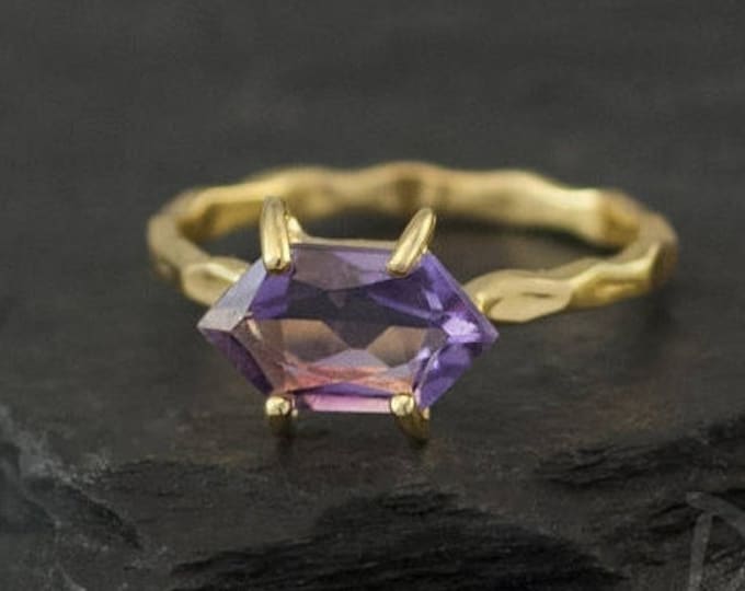 Purple Amethyst Ring Gold, February Birthstone Ring, Mothers Ring, Stackable Birthstone Rings, Marquise Prong Set Ring, Unique Ring, RG-MQ