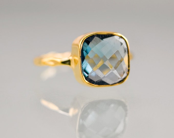 London Blue Topaz Stacking Ring - Bezel Ring - Topaz Quartz - Gemstone Ring- Gold Ring - December Birthstone
