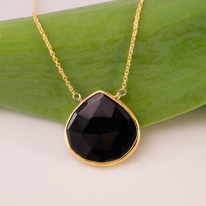 Stone of Protection, Black Crystal Onyx Necklace, Modern Geometric Necklace, Big Sister Gift, Meaningful Jewelry, Framed Gemstone Pendant,