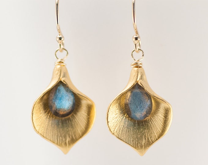 Labradorite Earrings - Calla Lily Earrings - Gold Earrings - Nature Inspired Jewelry