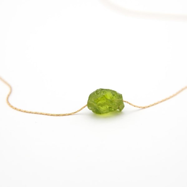 Green Peridot Crystal Necklace, August Birthstone, Raw Rough Gemstone, Chartreuse Boho Jewelry, Crystal Jewelry, Minimalist Choker Crystal