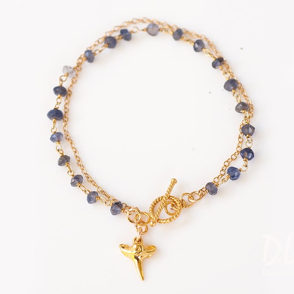 Charm Bracelet - Gold Shark Tooth Charm - Friendship Bracelet - Wire wrapped Toggle Bracelet - Layering Bracelet - Gift for her